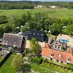 Beautiful Flat Close To The Beach